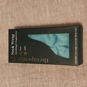NECK WRAP: HEAT OR CHILL